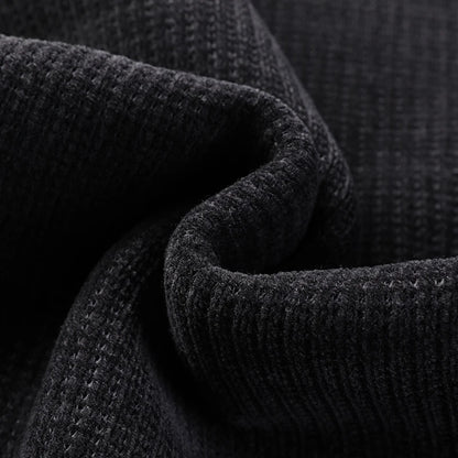 Fleece-Lined Knitted Pullover Sweater Casual Jumper for Men Insulated Warm Long Sleeve Thick Material Round Neck Design.