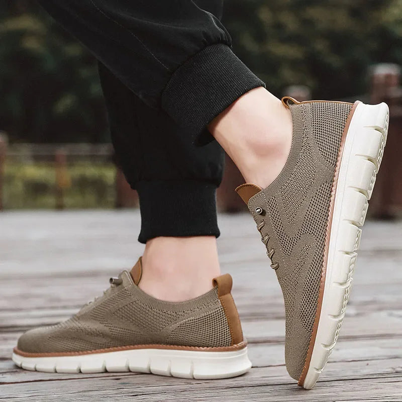 Herren-Freizeitschuhe, klassische, atmungsaktive Brogue-Flats, dämpfende Farbblock-Design-Kleiderschuhe, vielseitige Turnschuhe, leicht.