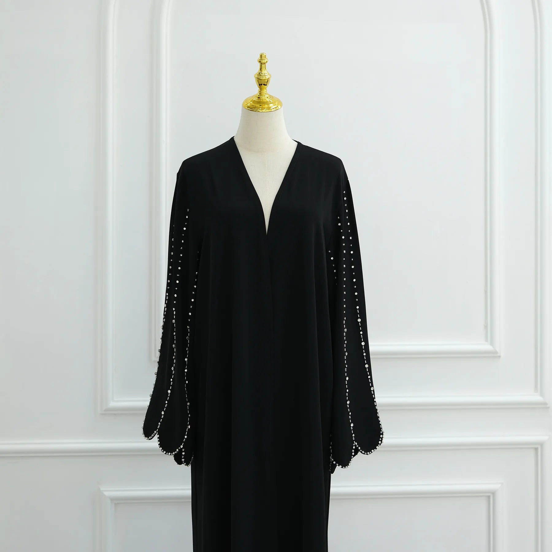 Middle Eastern Modest Dress with Pearl Sleeve for Muslim Women Ramadan Dubai Black Abaya Islam Party Jalabiya Outfit Turkey Robe.
