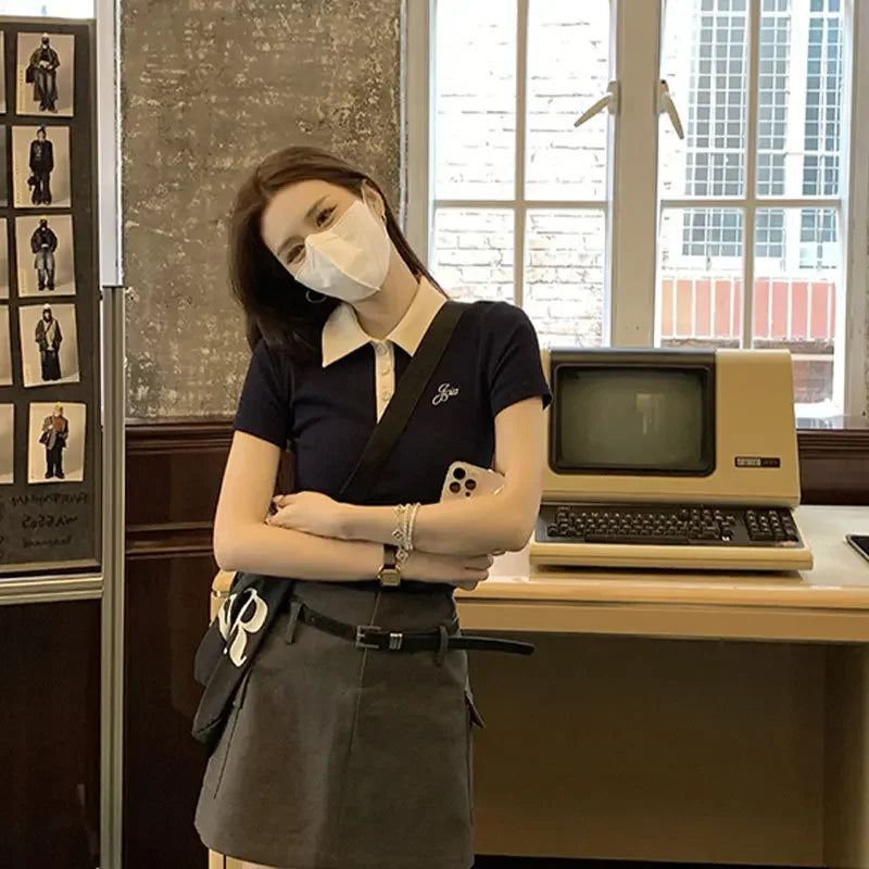 Slim Fit Short Sleeve Polo Neck T-Shirt Women's Sweet And Spicy Design Sensation Small Audience AE Stockpile Brand.