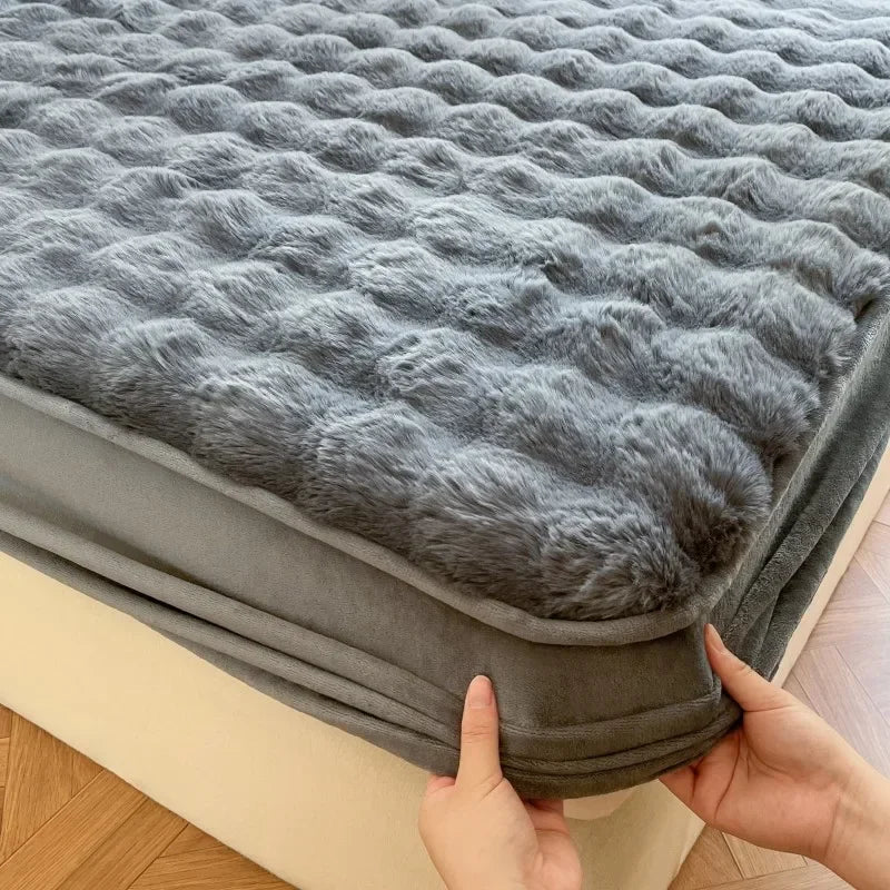 Fluffy Plush Fitted Bed Sheet Solid Color Long Hair Fleece Bed Cover For Double Bed fundas de colchón Winter Warm Mattress Cover.