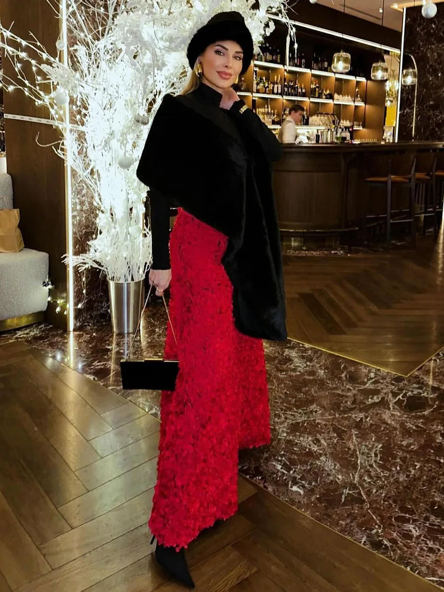 Light Luxury Evening Skirt Autumn Winter Women's Slim Fit Loose Warm Embroidered Petal Side Split Design Temperament Skirt New