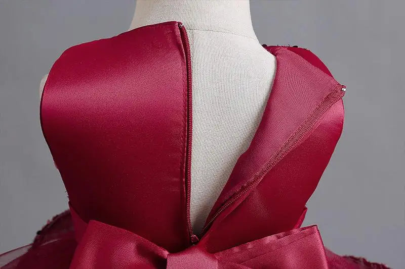 Sommer Neue Perlen Fliege Pailletten Mesh Kinder Ärmelloses Abendkleid Schule Abschlussfeier Multi Layered Kleid.