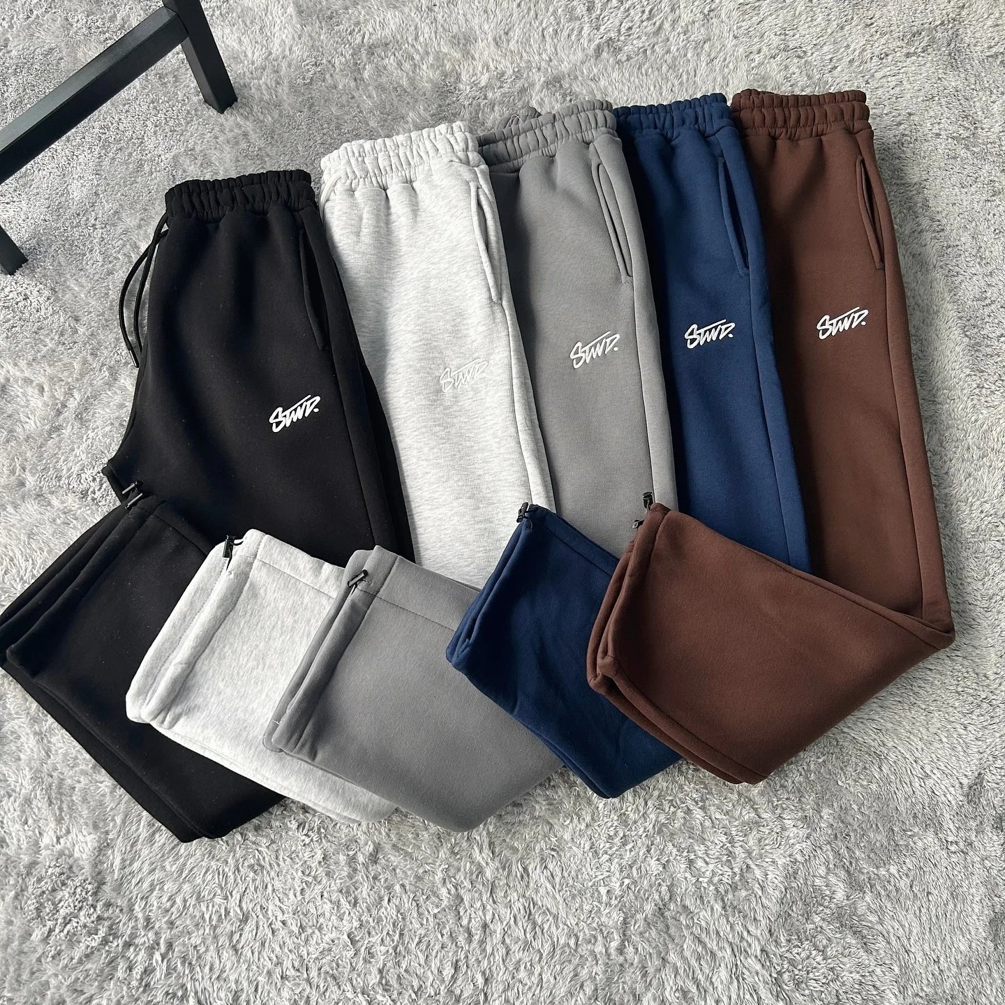Retro fashion loose straight leg casual pants American trend Harajuku street wear men pants high-waisted casual sports pants.
