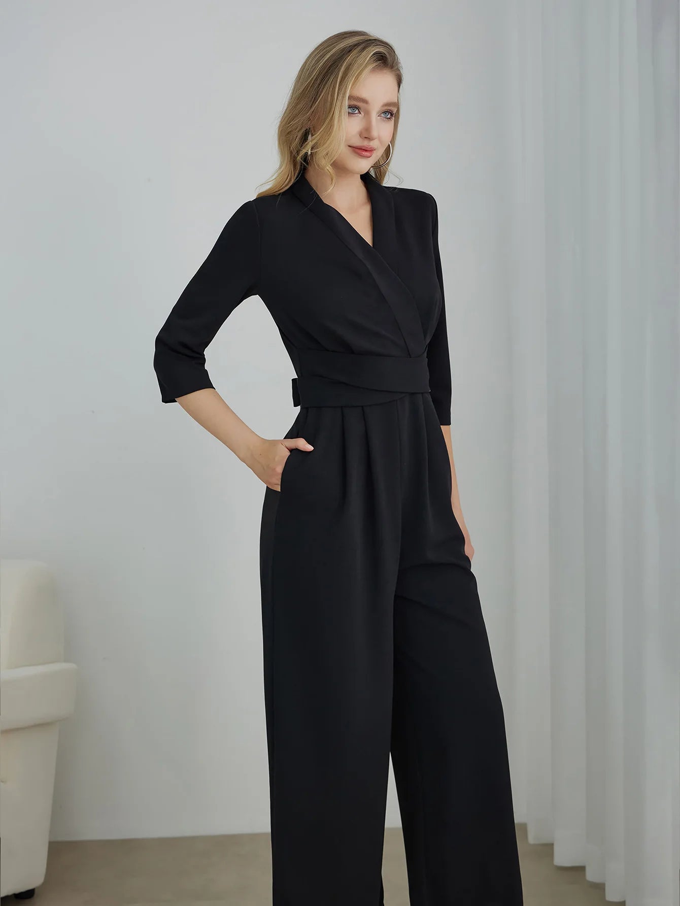 Elegant Pure Color V-Neck Sleeveless Wide Leg Jumpsuit Women's Spring Autumn Fashionable Comfortable Polyester One-Piece Suit.