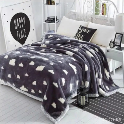 Winter Raschel Blankets Thickened Soft Comfortable and Fluffy Plush Quilt Home Multifunctional Single Person Double Warm Blanket.