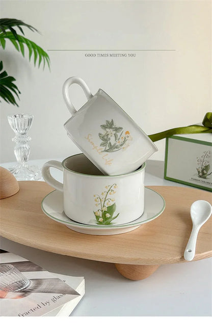 380ml Retro European Style Ceramic Mug Floral pattern Coffee Cup and Saucer Set Exquisite Latte Afternoon Tea cup Dessert Plate.