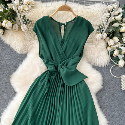 Französisch Vintage elegante Plissee Vneck Kleid A-Linie Mode Chiffon Frühling Herbst ärmellose Vestidos Frauen kleider