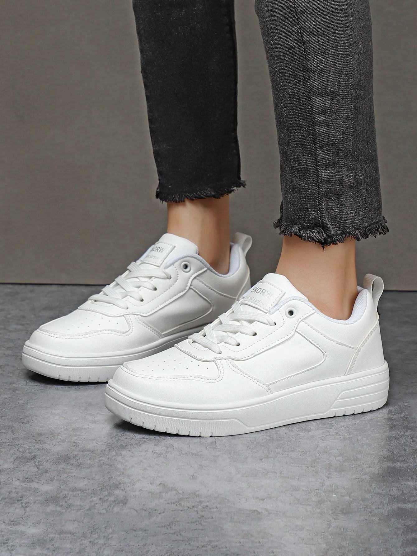 Leder Männer Schuhe Turnschuhe Trend Casual Schuh Italienische Atmungsaktive Freizeit Männlichen Turnschuhe Nicht-slip Schuhe Männer Vulkanisierte Schuhe.