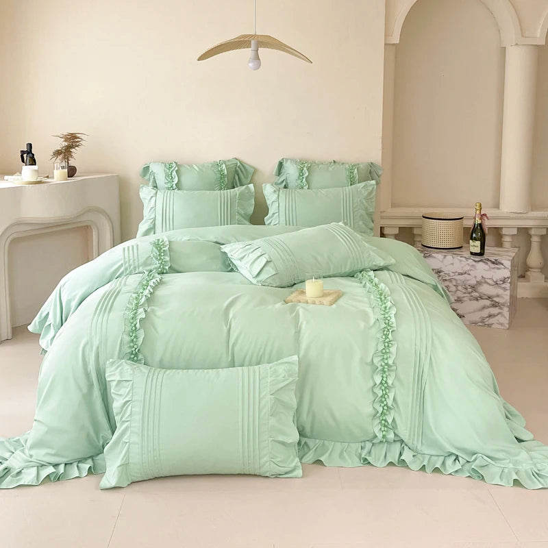 Korean Princess Style Lace Ruffles Bedding Set Solid Color Duvet Cover Set Flat/Fitted Bed Sheet Pillowcases With Pillowcases.