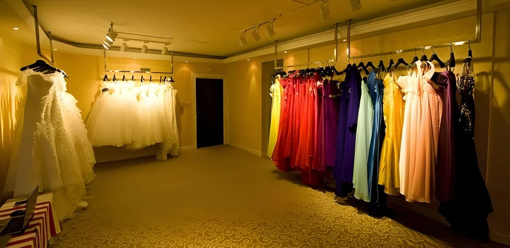 Marissa Ballkleider Maßgeschneidertes Partykleid für Hochzeit Kristallsatin Abendkleider D/Party A-Linie Tüllbänder mit Schultern.