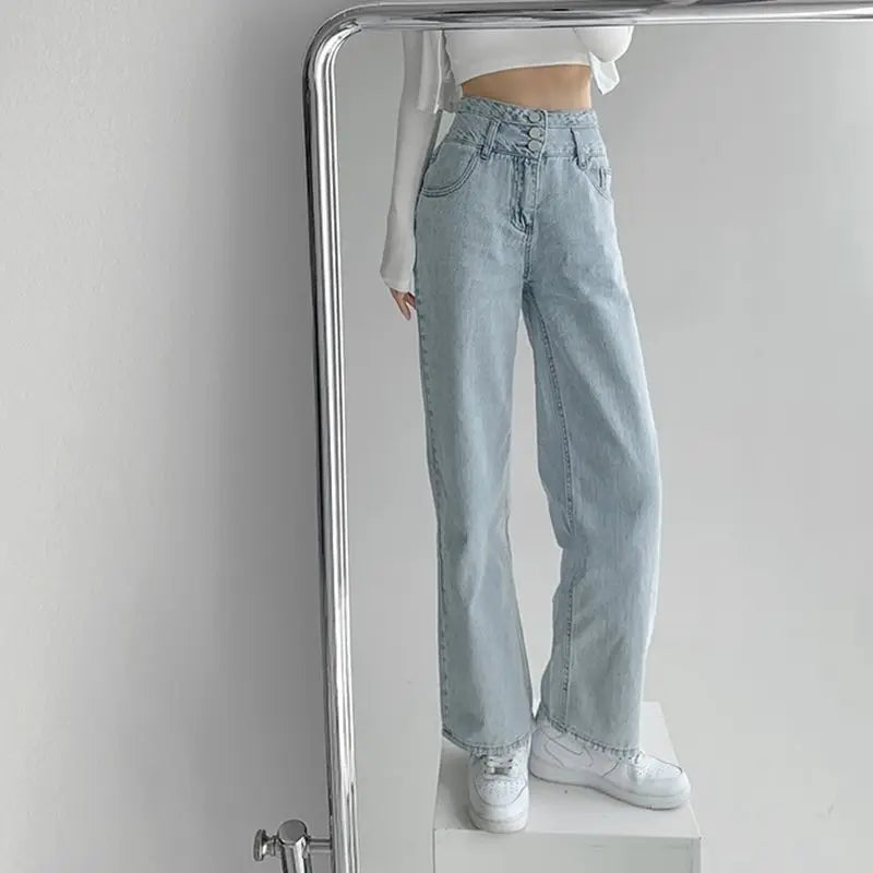 High Waist Loose Comfortable Jeans for Women Streetwear Fashionable Straight Pants Mom Jeans Washed Boyfriend Jeans.